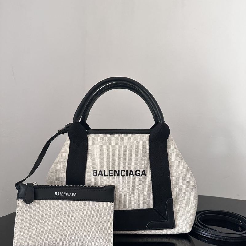Ba*len*cia*ga shopping bags